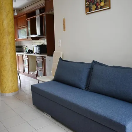 Petit House Under The Rocks Apartment Kalambaka Exterior photo